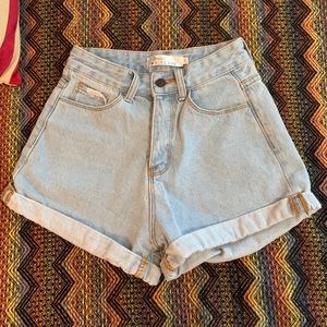 White fox boutique high waisted shorts